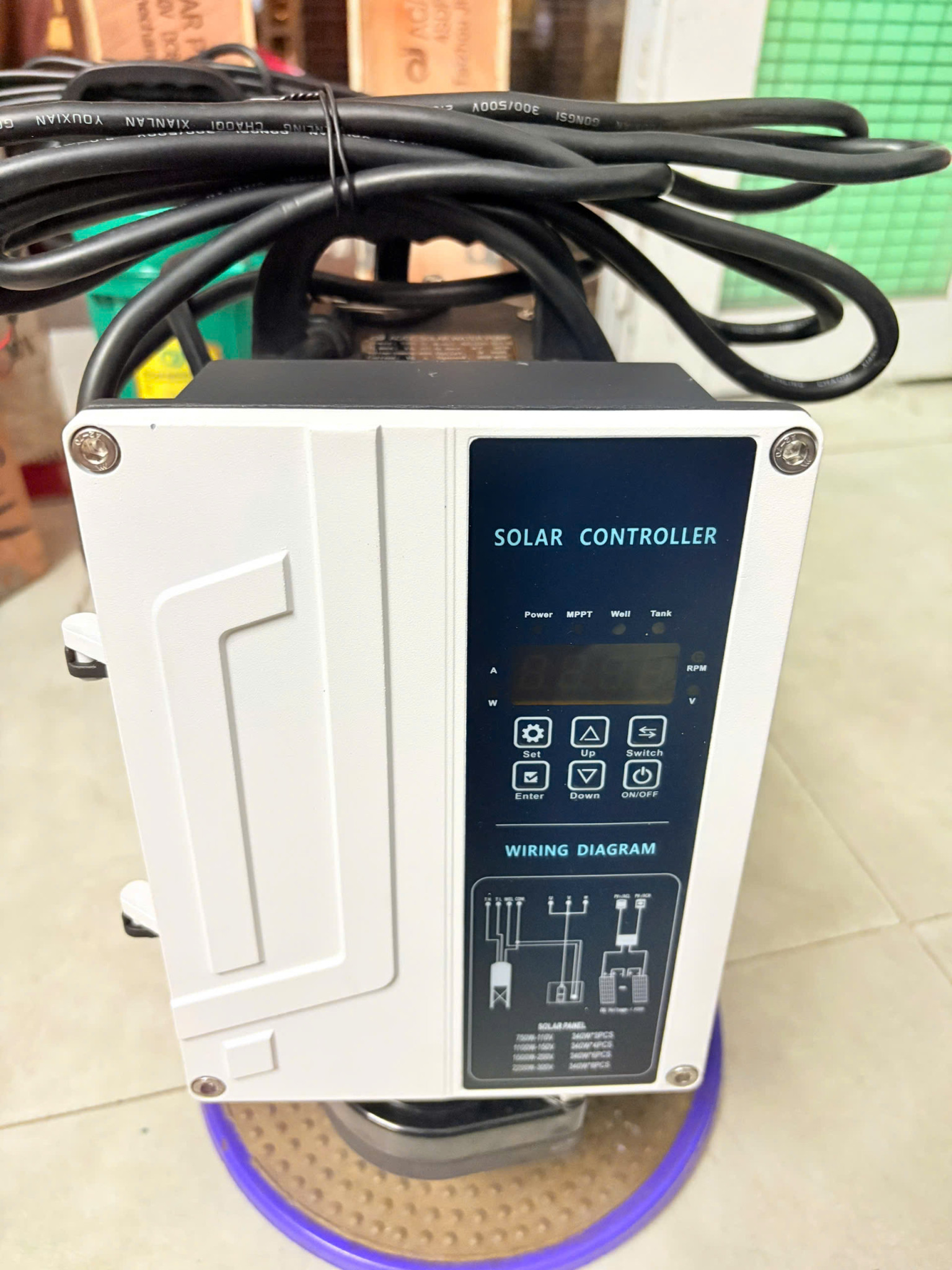 Bơm năng lượng mặt trời 1HP giá bao nhiêu? Cấu hình và cách chọn máy