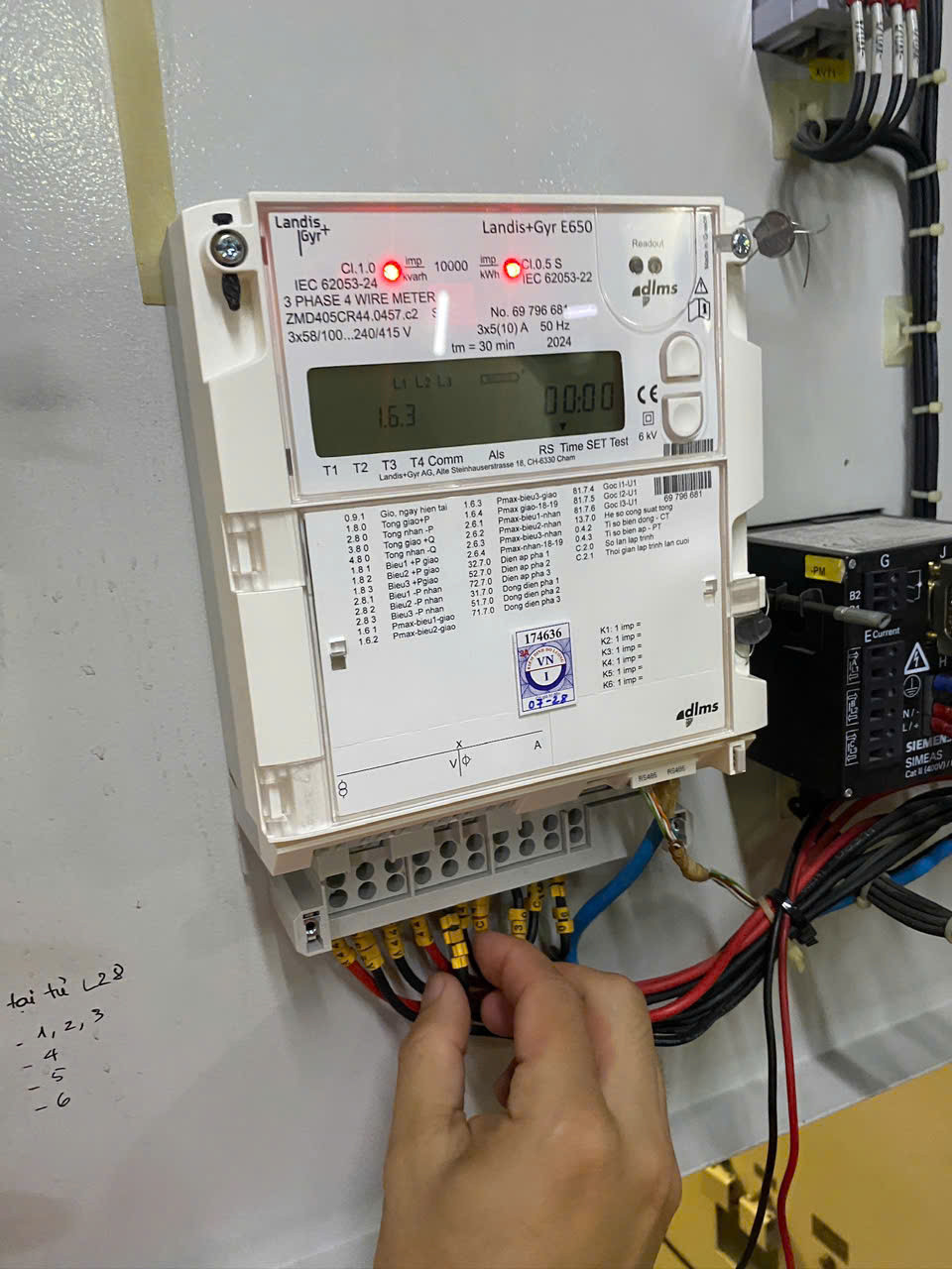 CÔNG TƠ ĐIỆN TỬ 3 PHA LANDIS+GYR E650
