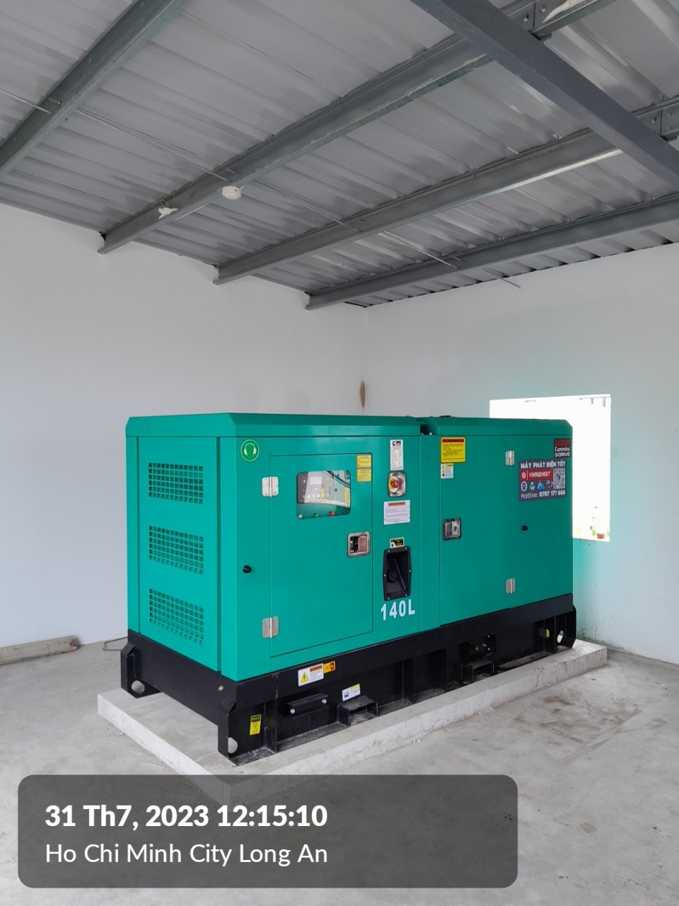 Máy phát điện Powered by Cummins  64kVA